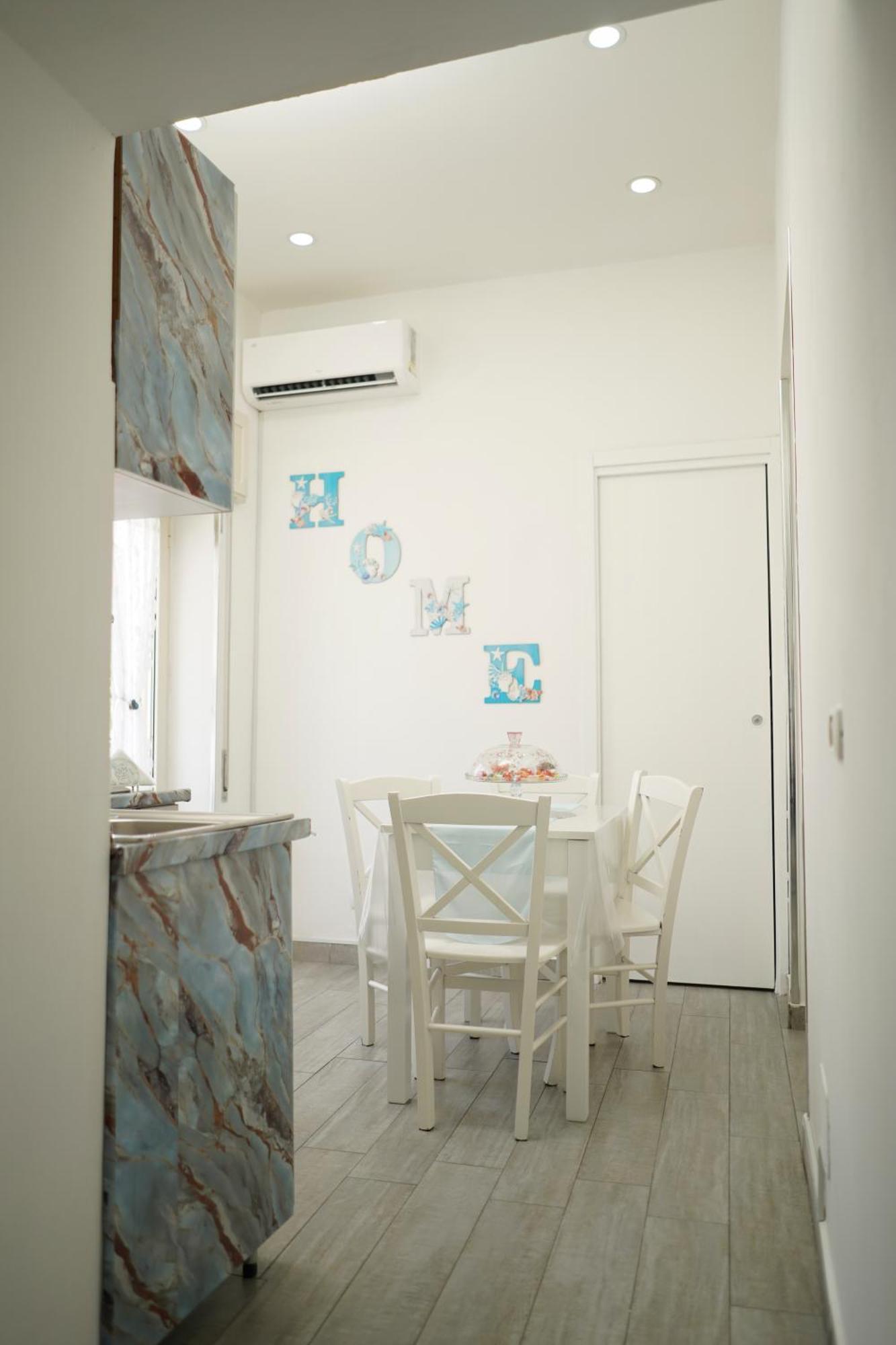 Luxury19 - View Of Vesuvius Apartment เนเปิลส์ ภายนอก รูปภาพ