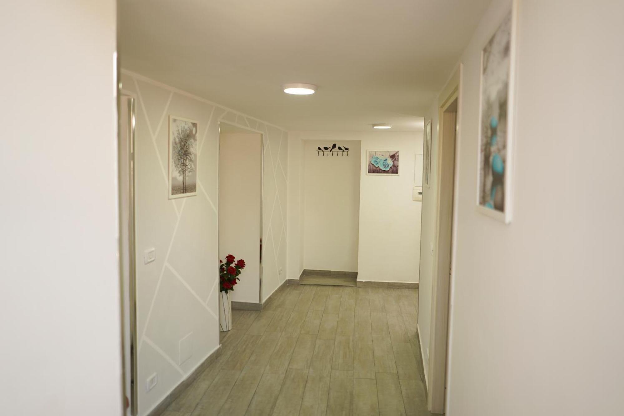 Luxury19 - View Of Vesuvius Apartment เนเปิลส์ ภายนอก รูปภาพ