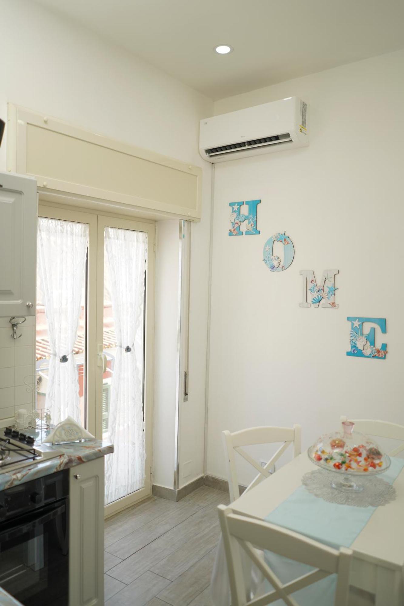 Luxury19 - View Of Vesuvius Apartment เนเปิลส์ ภายนอก รูปภาพ